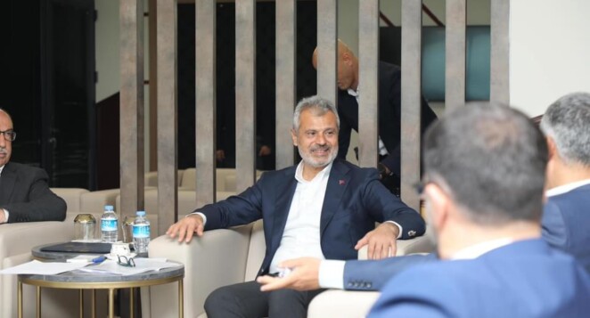 ÖZ Sağlık-İş Sendikası Hatay Şube Başkanı Fehmi Azboy ve Yönetiminden HBB Başkanı Öntürk’e Hayırlı Olsun Ziyareti