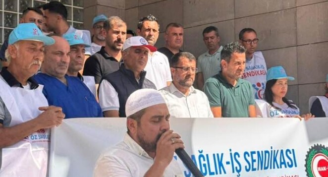Öz Sağlık-İş Sendikası Şehitlerimizi Rahmetle Andılar